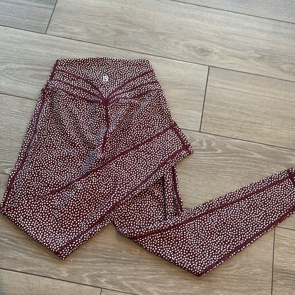 NWOT Buffbunny Rosa set - Picture 6 of 6